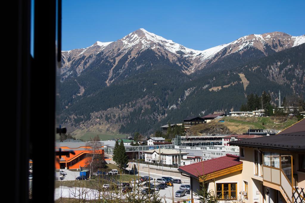 Villa Taube Bad Gastein Buitenkant foto